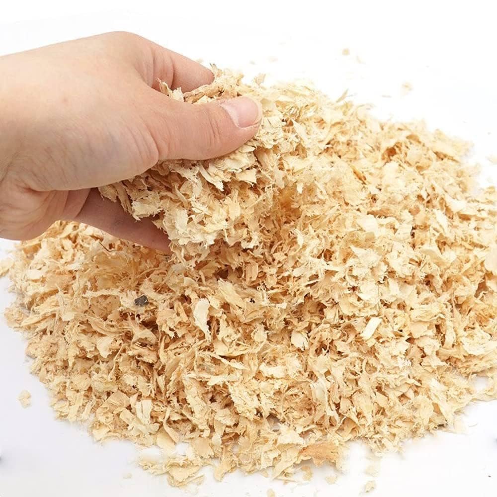 Esplanade Wood Shavings - Natural Soft Bedding for Birds, Guinea Pigs, Hamsters, Cosy Nesting Material - Odor-Control Pet Woo